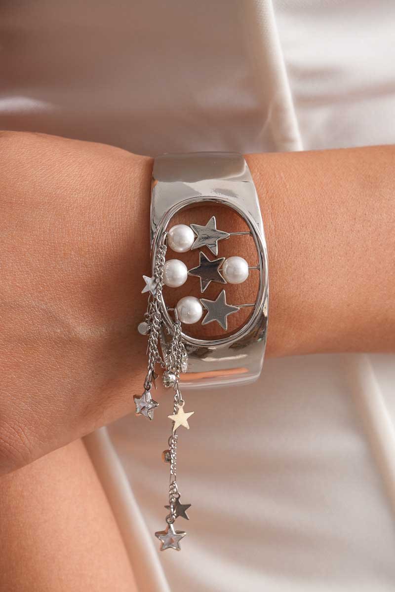 Star Charm Pearl Cuff Bracelet
